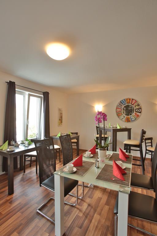 Hotel Am Marktplatz Gangkofen المظهر الخارجي الصورة